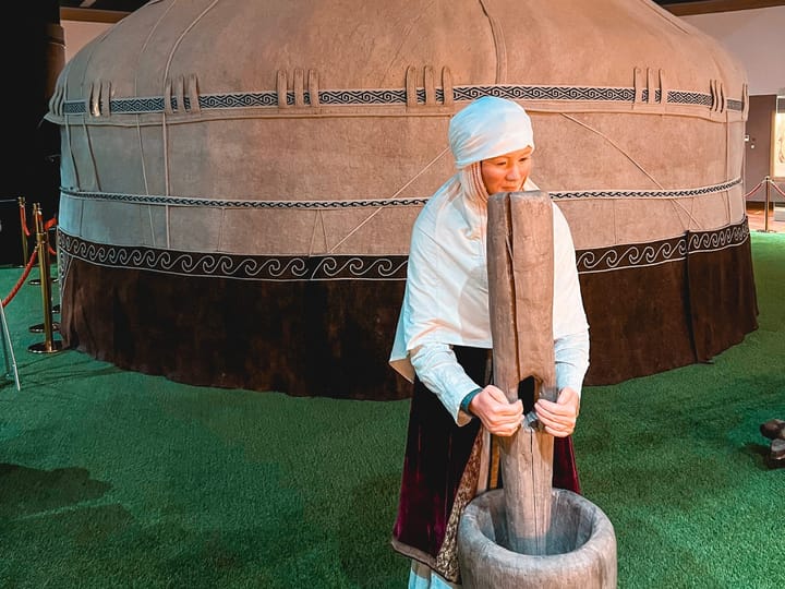 Unveiling the Kazakh Khanate (15th century) and its Ancestral Threads ππ